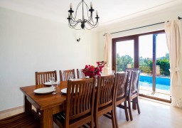 Villa Elondra
