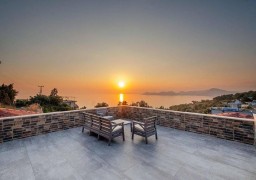 Villa Lirya