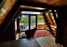 Mavera Bungalov Oval Havuzlu ve Jakuzili Mavera Bungalov Oval Havuzlu ve Jakuzili