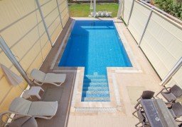 Villa Nisa Villa Nisa