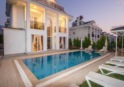 Villa Silver Yunus Villa Silver Yunus