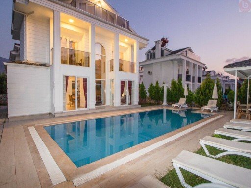 Villa Silver Yunus Villa Silver Yunus