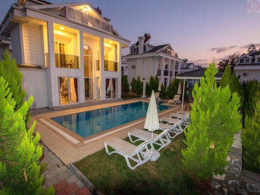 Villa Silver Yunus Villa Silver Yunus