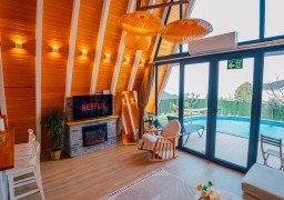 Golden Luxury Bungalow Golden Luxury Bungalow
