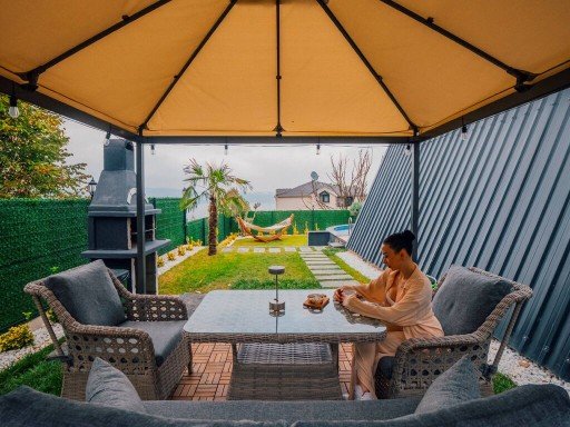 Golden Luxury Bungalow Golden Luxury Bungalow