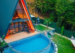 Golden Luxury Bungalow Golden Luxury Bungalow